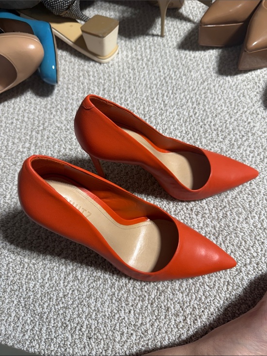 SCHUTZ Shoes - SCHUTZ Orange Pointed-Toe Stiletto Pumps NWOT